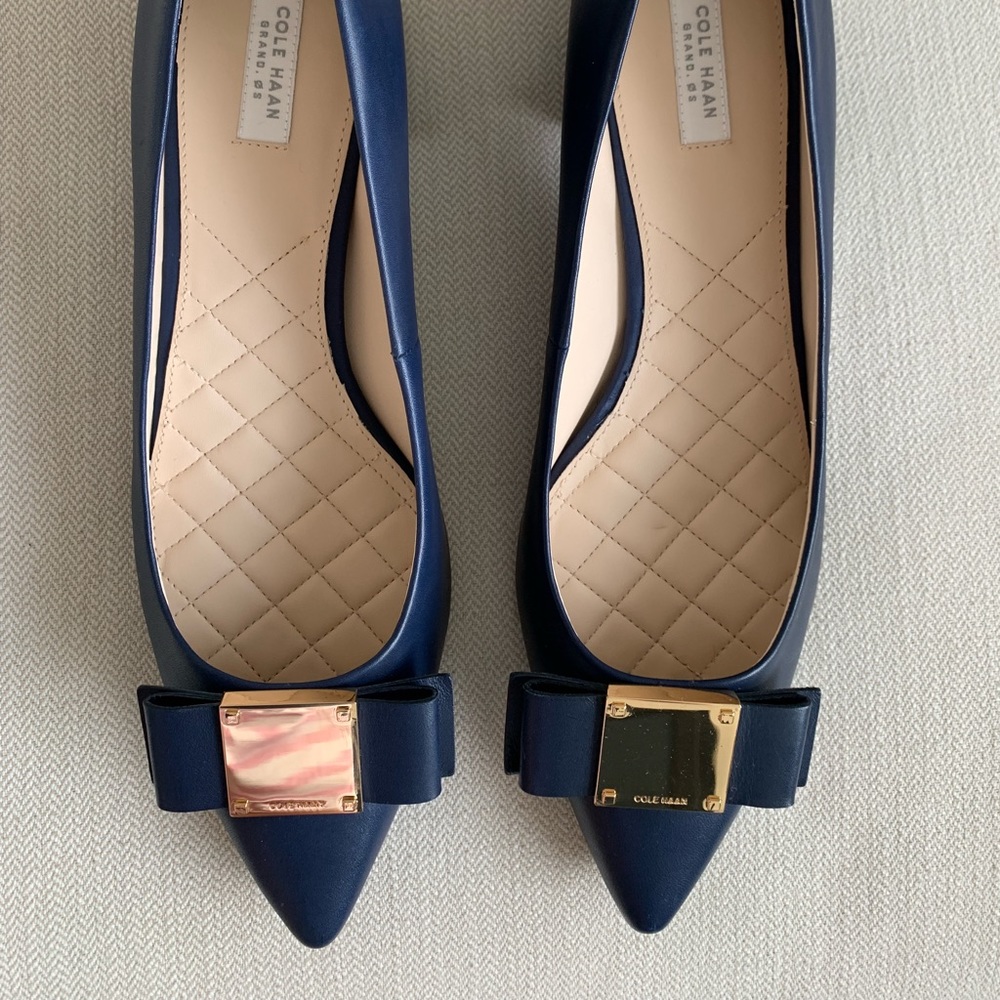 Cole Haan Tali Modern Bow Pump - NEVER BEEN WORN!